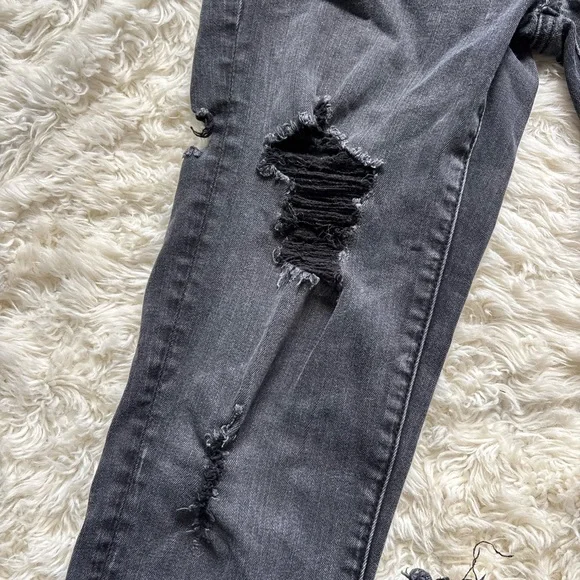 American Eagle Outfitters Charcoal Distressed Skinny Jeans - Picture 8 of 16